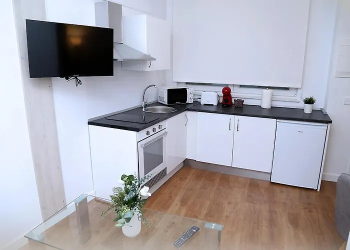 Estudio Pz Mercado 1 1 아파트 *